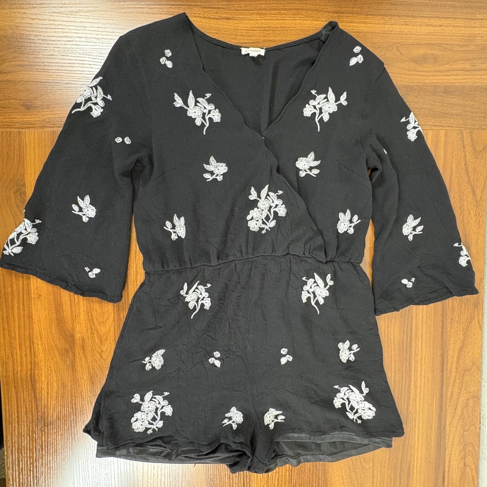 En‎ Creme Womens Romper Black White Floral Embroidered Boho 3/4 Sleeve Sz Large